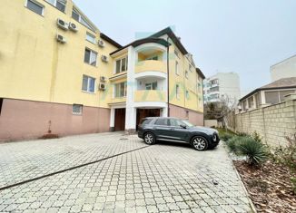 Продается 4-комнатная квартира, 129 м2, Севастополь, улица Генерала Хрюкина, 5, Ленинский район