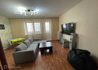 Продается 3-комнатная квартира, 65 м2, Челябинск, улица Агалакова, 54, ЖК Ленинские высотки