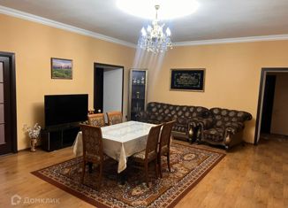 Продаю 5-комнатную квартиру, 120 м2, Махачкала, улица Некрасова, 70, Советский район