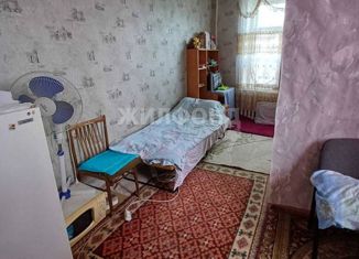 Продам комнату, 20.4 м2, Новосибирск, улица Ватутина, 4, метро Студенческая