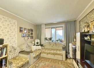 Продам двухкомнатную квартиру, 38 м2, посёлок Строитель, микрорайон Северный, 17