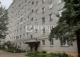 Продаю 3-ком. квартиру, 58.8 м2, Иваново, улица Парижской Коммуны, 13, Фрунзенский район