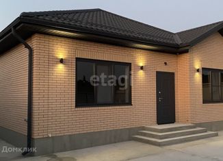 Продаю дом, 102.5 м2, Майкоп, улица Макаренко