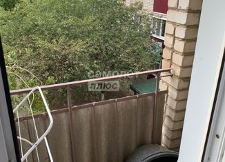 Продам трехкомнатную квартиру, 64.8 м2, поселок Парковый, улица Гагарина, 1Б