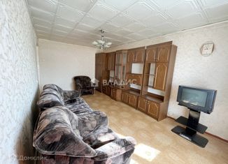 Продам 2-комнатную квартиру, 46.5 м2, Пионерский, Октябрьская улица, 1