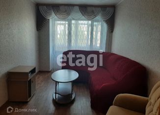Сдается в аренду 3-комнатная квартира, 60 м2, Ялуторовск, улица Ленина, 41