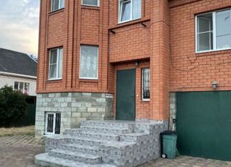 Продаю дом, 250.4 м2, Ставрополь, Батальонная улица, 7, микрорайон Чапаевка