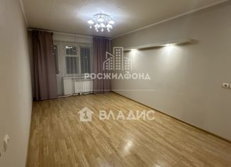 Продается 3-комнатная квартира, 60.3 м2, Чита, улица Курнатовского, 72