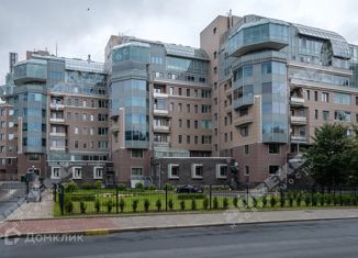 Продажа 4-ком. квартиры, 168.6 м2, Санкт-Петербург