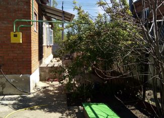 Продается 2-комнатная квартира, 40 м2, Белореченск, Комсомольская улица, 137