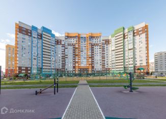 Продажа 2-комнатной квартиры, 62.5 м2, Брянск, улица Горбатова, 24, Советский район