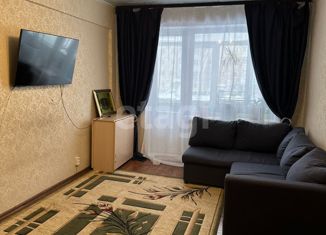 Продается 1-комнатная квартира, 30.7 м2, Нефтеюганск, 8-й микрорайон, 13