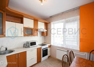 Продажа 2-ком. квартиры, 52.6 м2, Омская область, улица Дмитриева, 1/2