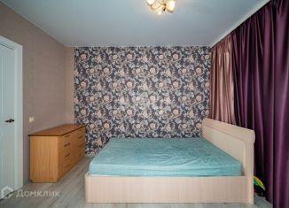 Продам 3-комнатную квартиру, 70 м2, Свердловская область, улица Амундсена, 118