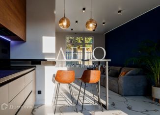 Продается дом, 188 м2, село Высокое, Брянская улица, 13В/2