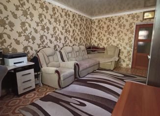 Продам двухкомнатную квартиру, 53.3 м2, Арск, улица Строителей, 3