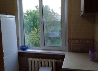 Продам 2-ком. квартиру, 45 м2, Нижний Новгород, улица Куйбышева, 41, метро Бурнаковская