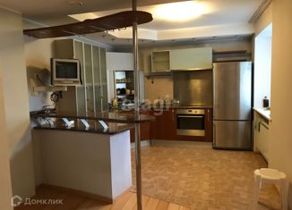 Продам четырехкомнатную квартиру, 127.4 м2, Екатеринбург, улица Крылова, 29, улица Крылова