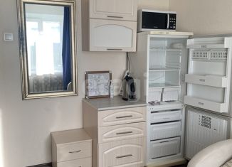 Продам 1-комнатную квартиру, 11.2 м2, Нефтеюганск, 2-й микрорайон, 4