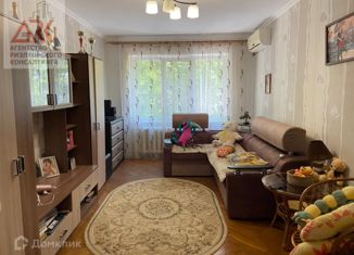 Трехкомнатная квартира на продажу, 62.2 м2, Крым, улица 60 лет Октября, 21