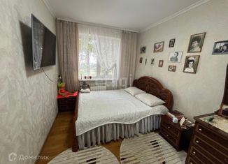 Продается 1-комнатная квартира, 34 м2, Ялта, улица Тимирязева, 33