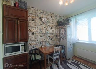 Продам трехкомнатную квартиру, 63.6 м2, Новосибирская область, улица Титова, 250