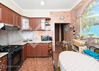Продается двухкомнатная квартира, 62 м2, Челябинская область, проспект Ленина, 11