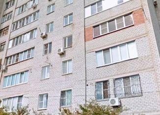 Продаю однокомнатную квартиру, 36 м2, Минеральные Воды, улица Анджиевского, 140