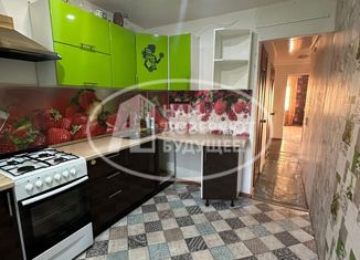 Продаю четырехкомнатную квартиру, 74.9 м2, Чусовой, Коммунистическая улица, 13/2