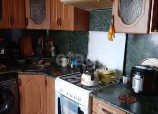 Продам 2-ком. квартиру, 58 м2, поселок городского типа Разумное, улица Бельгина, 2