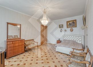 Продаю 3-комнатную квартиру, 90 м2, Москва, улица Барклая, 17, улица Барклая