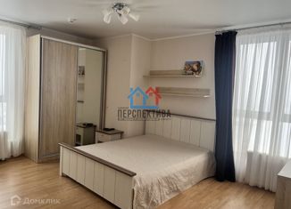 Аренда трехкомнатной квартиры, 80 м2, Тобольск, ЖК Яркий, 15-й микрорайон, 18