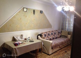 Продаю 4-комнатную квартиру, 65 м2, Нальчик, улица Идарова, 4, район Телемеханика