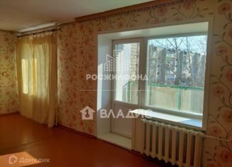 Продается 3-комнатная квартира, 83.2 м2, поселок городского типа Карымское, Верхняя улица, 2