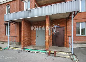 Продаю 1-комнатную квартиру, 36.2 м2, Новосибирск, улица Толбухина, 2, метро Золотая Нива