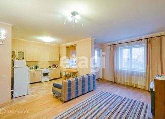 Продается 1-комнатная квартира, 45 м2, Свердловская область, улица Чайковского, 90
