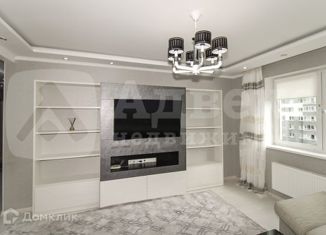 Продажа трехкомнатной квартиры, 69.5 м2, Тюмень, улица Бакинских Комиссаров, 3, ЖК Жуков