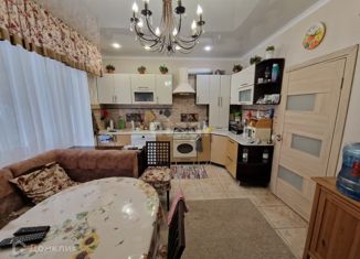 Продам таунхаус, 120 м2, аул Новая Адыгея, Красная улица, 90