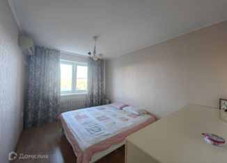 Продается 2-комнатная квартира, 52 м2, Волгоград, проспект Маршала Жукова, 108