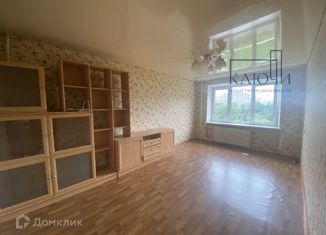 Продаю трехкомнатную квартиру, 63.2 м2, Магнитогорск, улица Ворошилова, 13