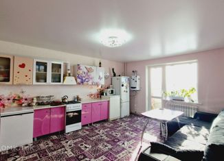 Продам трехкомнатную квартиру, 81.5 м2, Чебаркуль, улица Крылова, 22