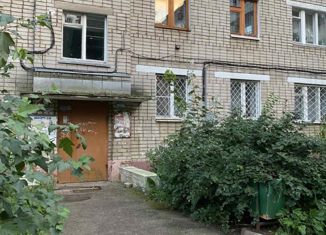 Продам четырехкомнатную квартиру, 60.8 м2, Ярославль, улица Калинина, 23