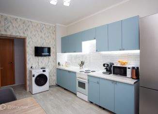 Продам 2-комнатную квартиру, 54.8 м2, посёлок городского типа Белый Яр, улица Толстого, 1