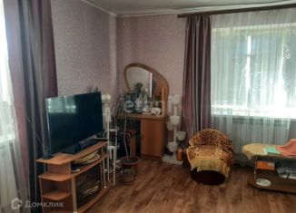 Продам 1-ком. квартиру, 31.4 м2, посёлок городского типа Волоконовка, Комсомольская улица, 66