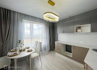 Продам 2-ком. квартиру, 60 м2, Великий Новгород, улица Якова Павлова, 13, ЖК Ивушки