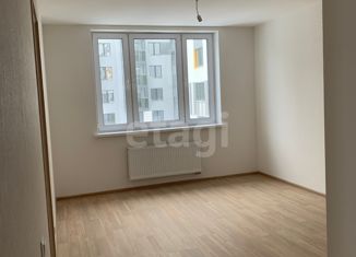 Двухкомнатная квартира в аренду, 56 м2, Екатеринбург, улица Чемпионов, 15