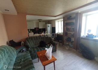 Продам 2-ком. квартиру, 56 м2, Старый Оскол, бульвар Дружбы, 6