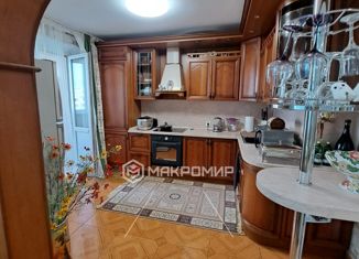 Продам 3-ком. квартиру, 105.5 м2, Тюменская область, Быстринская улица, 20/1