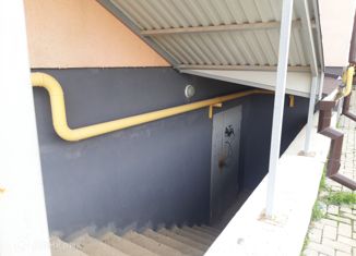 Продам 4-комнатную квартиру, 100 м2, Ейск, Казачья улица, 1/17А