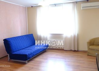 Продаю 2-ком. квартиру, 53.5 м2, Москва, Рублёвское шоссе, 89, метро Молодёжная